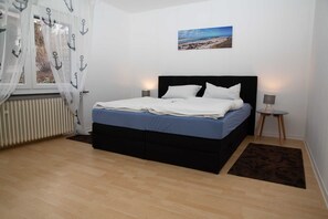 3 chambres, lit parapluie, Wi-Fi, draps fournis