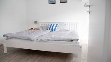 1 Schlafzimmer, Reisekinderbett, WLAN, Bettwäsche