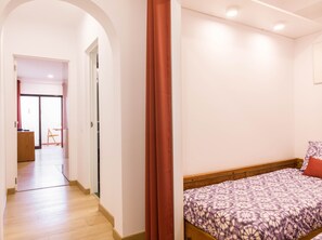 1 bedroom, WiFi, bed sheets, wheelchair access