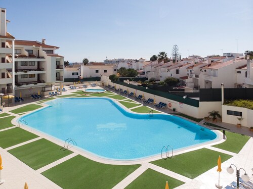 Apartment with private balcony, A/C and Wifi