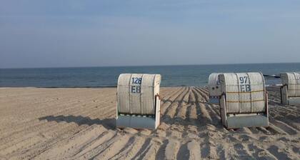 Enstspannen Sie Sich nur 600m vom Strand Entfernt und nur 100m vom Wald