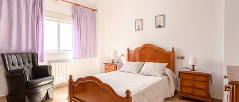 3 Schlafzimmer, Bügeleisen/Bügelbrett, kostenloses WLAN, Bettwäsche