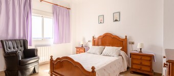 Apartamento 'Valle De Abdalajis' con Terraza Privada y Wi-Fi