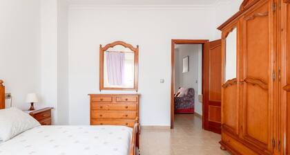 Apartment 'Valle De Abdalajis' with Private Terrace and Wi-Fi