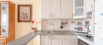 Apartment 'Planta Uno Valle De Abdalajis' with Mountain View, Private Terrace and Wi-Fi
