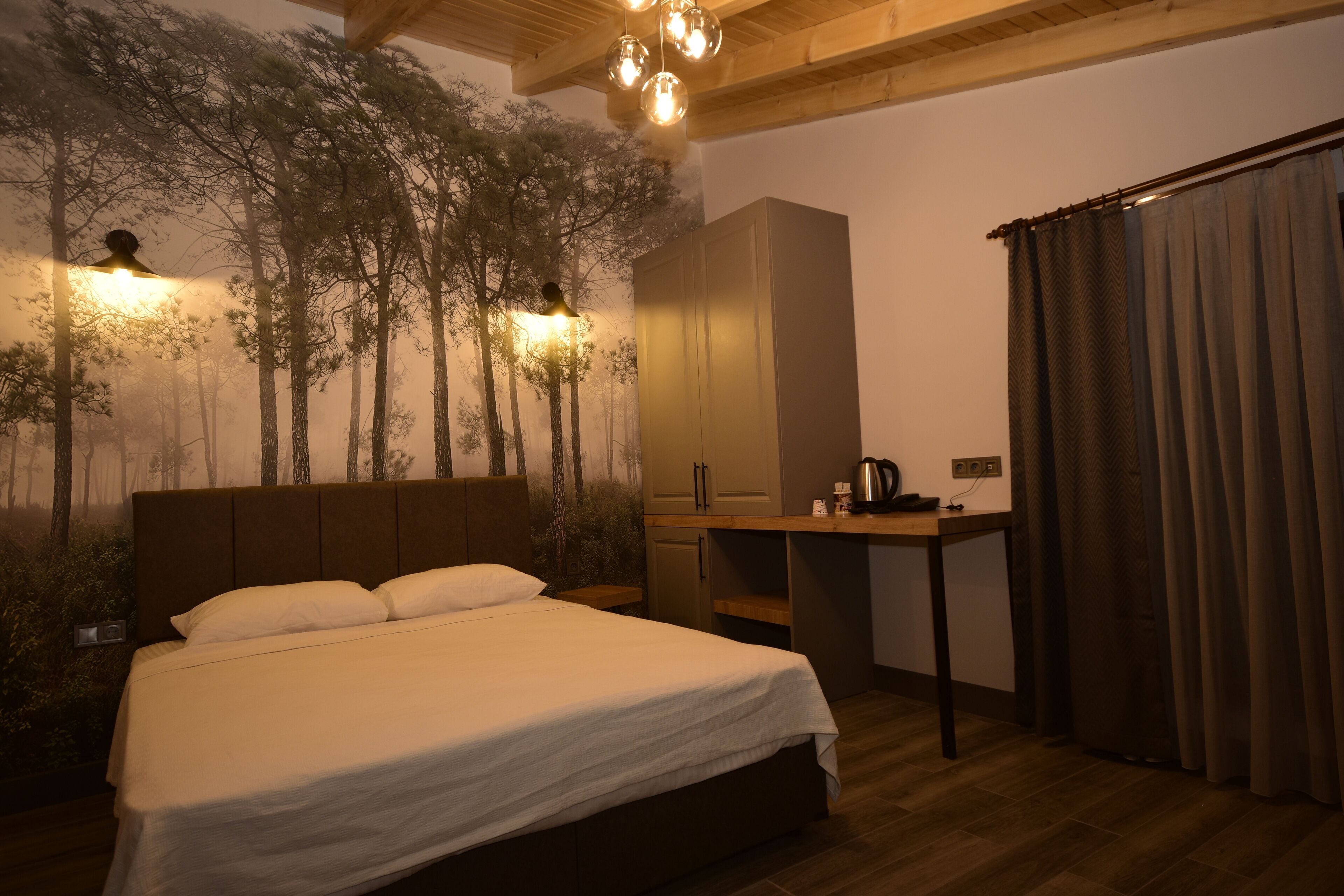 deluxe room, balcony | premium bedding, select comfort beds, desk, bed sheets