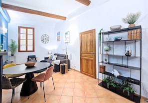 Interior - N&J -  L'ESCALE - Heart Old Town (Niza)