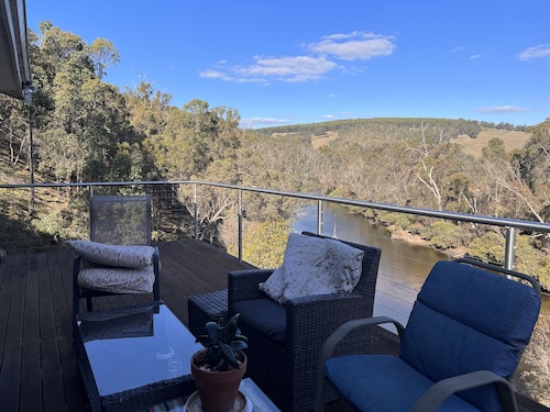 Roebank on the Blackwood River Cottage, Farm stay and Homestead