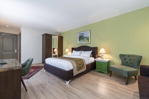 Deluxe Double Room, Pool View | Premium bedding, free minibar items, in-room safe - Sunolus Vineyard House (Kocasinan)
