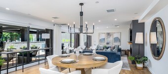 Lakefront Haven - Downtown Kelowna!
