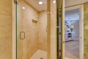 Shower, towels