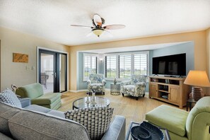 تلفزيون ذكي، مشغل دي في دي