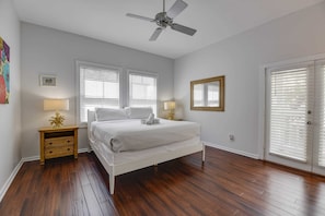 3 bedrooms, iron/ironing board, WiFi, bed sheets - Parking & Shared Pool - Casa Key West (Key West)