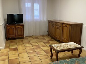 Interior - Cozy 6-Person Beachside Home with Garden & BBQ, 3-Min Walk to Shore - Biscarrosse (Biscarrosse Plage)