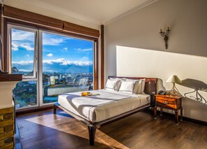 Deluxe Double City View | Individually furnished, desk, free WiFi - EX Hotel Dalat (Da Lat)