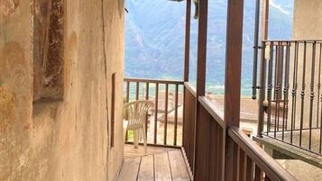 Appartement, 3 chambres | Balcon