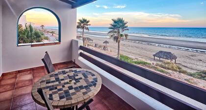 Paradise Villas #2: Beachfront bliss with endless ocean views and pool access