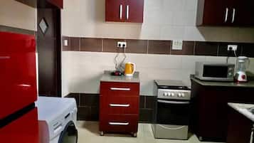 Căn hộ Cao cấp, 4 phòng ngủ, không hút thuốc, quang cảnh thành phố | Bếp riêng | Dụng cụ nấu nướng/bát dĩa/dao nĩa