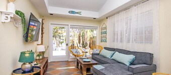 Life's a Beach: Walk to Private Beach & Village in 5 Minutes