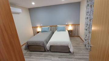 2 chambres, fer et planche Ă repasser, Wi-Fi, draps fournis