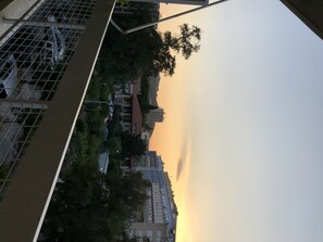 View from property - Athens Studio, Amazing View (Zografou)