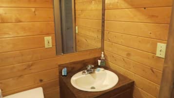 Towels, soap, shampoo, toilet paper