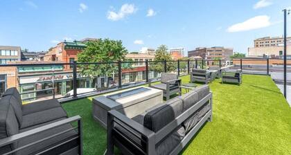 The Loft on Phillips - Downtown Loft