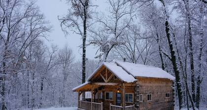 Towhee cabin at Driftless Creek