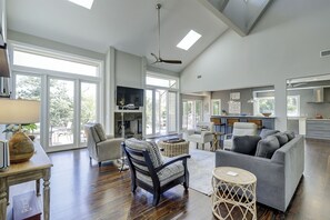 Smart-TV, DVD-Player