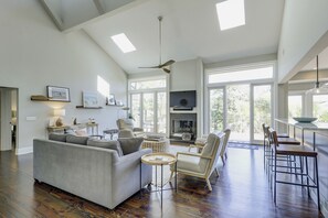 Smart-TV, DVD-Player