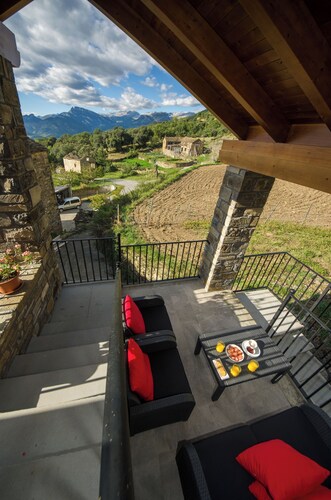 Casa La Esencia Luxe- WIFI-BBQ-Hydromassage. Parking