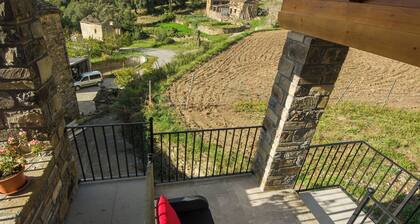 Casa La Esencia Luxe- WIFI-BBQ-Hydromassage. Parking