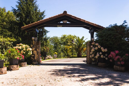 Luxury Villa Higer