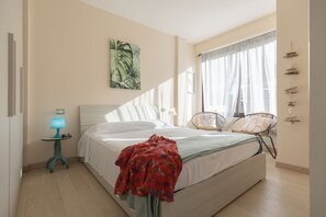 1 bedroom, iron/ironing board, WiFi