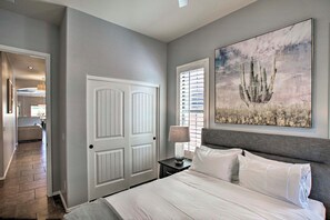 3 soverom, strykejern/-brett, wi-fi og sengetøy