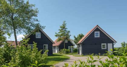 Zeeuwse Cottage Wemeldinge by Interhome