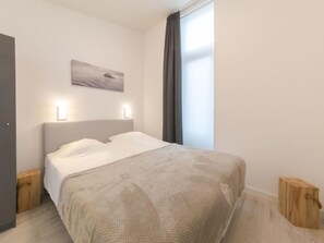 2 bedrooms, Internet