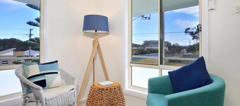 Palms - Pet Friendly - 2 Mins to Beach