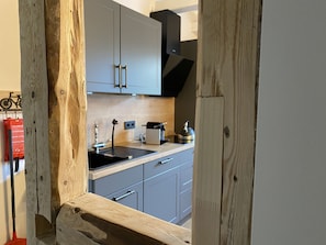 Kühlschrank, Ofen, Herdplatte, Geschirrspüler