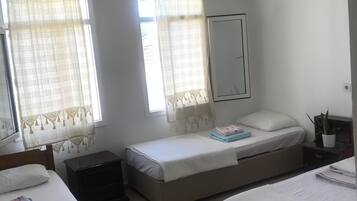 Standard Triple Room | Free WiFi