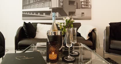 BAUHAUS Design-Luxus-Apartment, 20er Jahre, Waschen, WLAN, Boxspring, Garten