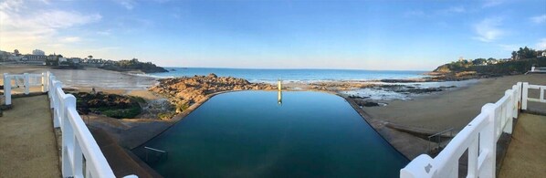 Sun loungers, beach towels
