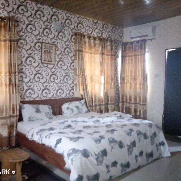 行政開放式套房 | 書桌、熨斗/熨衫板、免費 Wi-Fi、床單