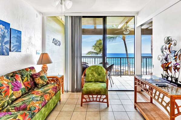 Una televisión, un reproductor de DVD