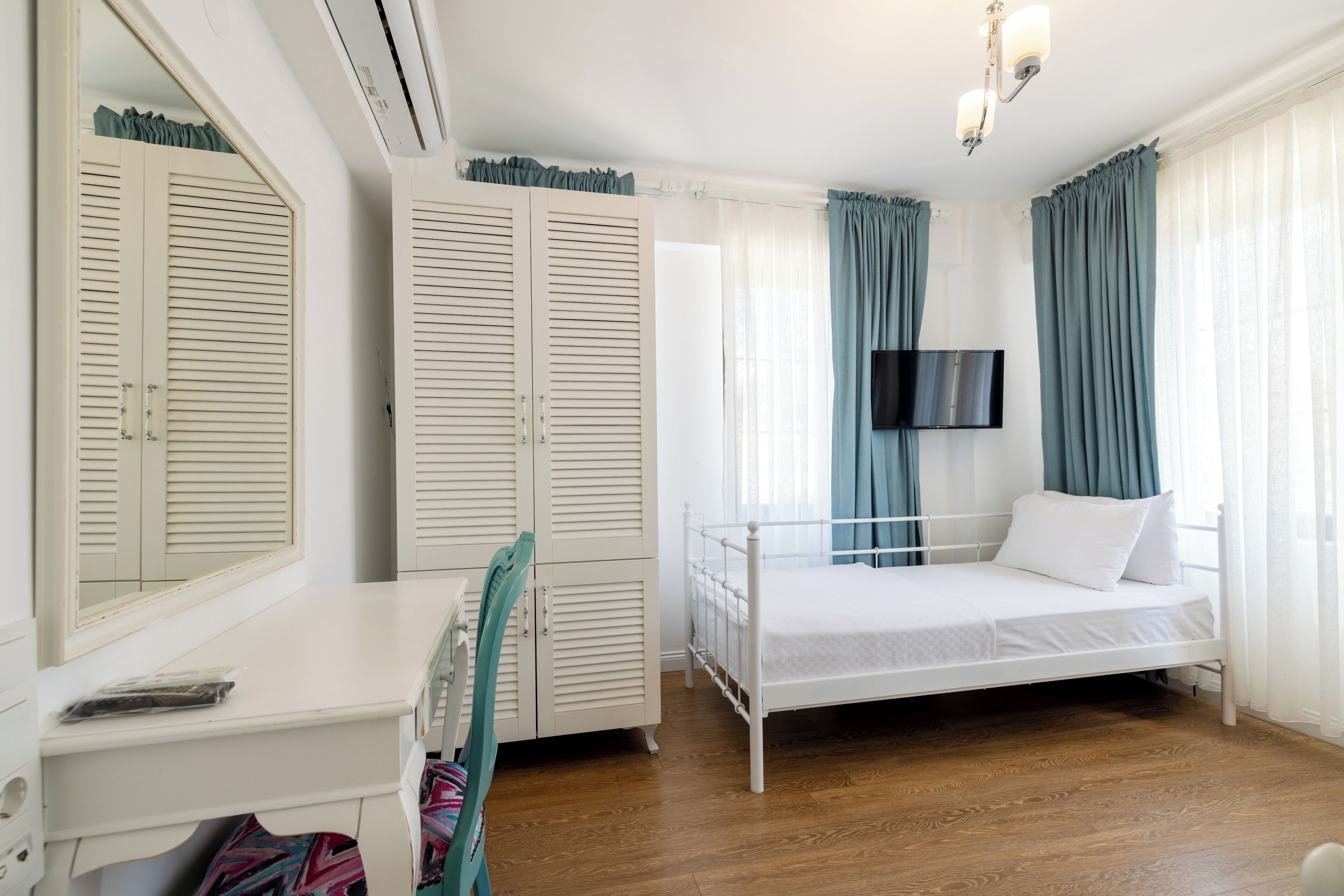 standard triple room | 1 bedroom, premium bedding, free wifi, bed sheets