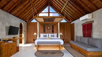 Deluxe Villa with Free Daily Afternoon Tea | 迷你吧、書桌、免費 Wi-Fi、床單