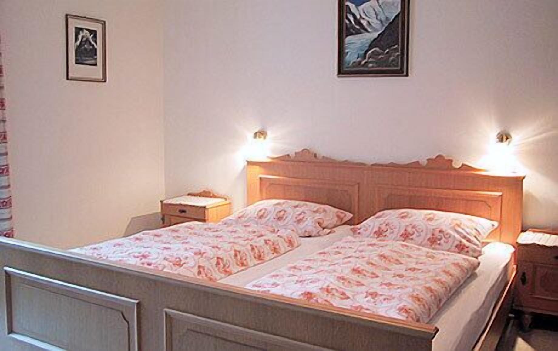 2 dormitorios, Internet, ropa de cama