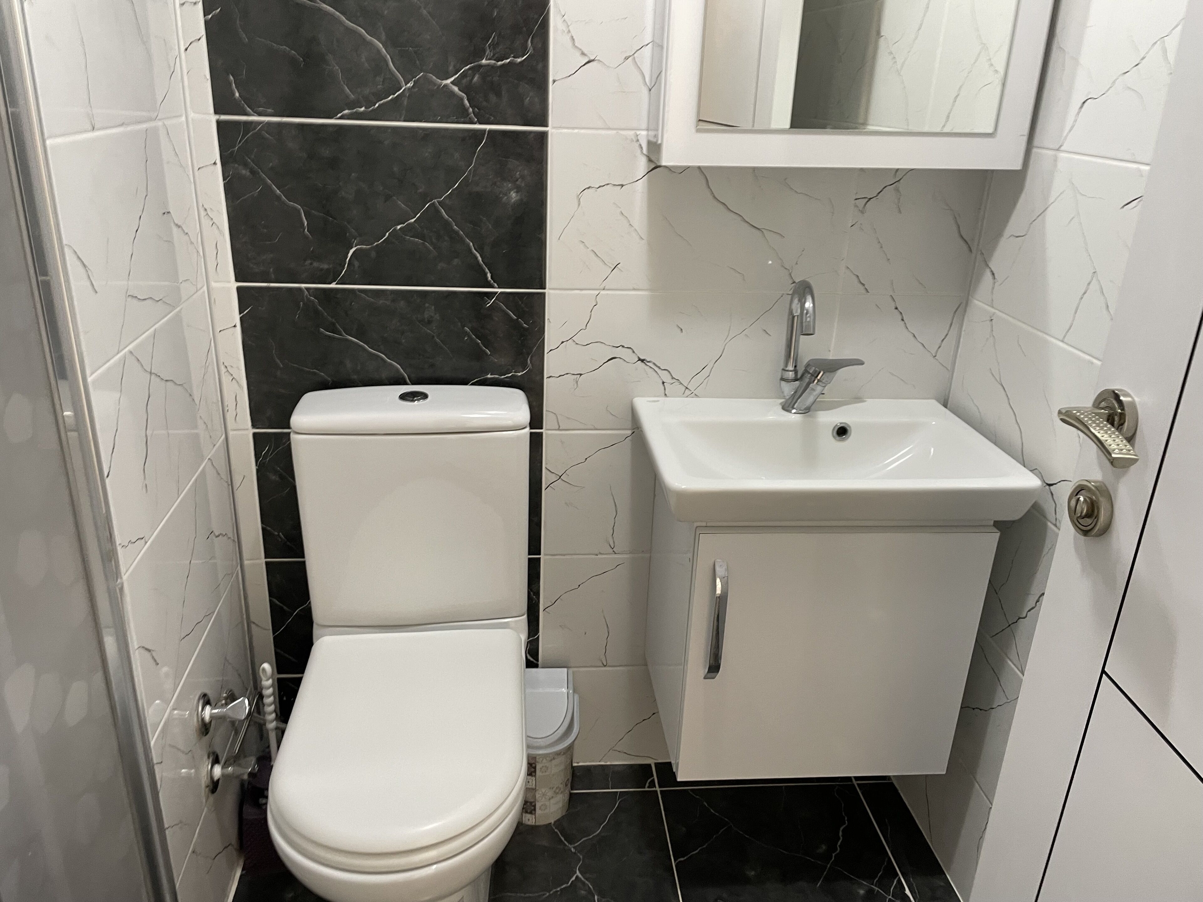 ek bina 1+1 studio (annex) | bathroom