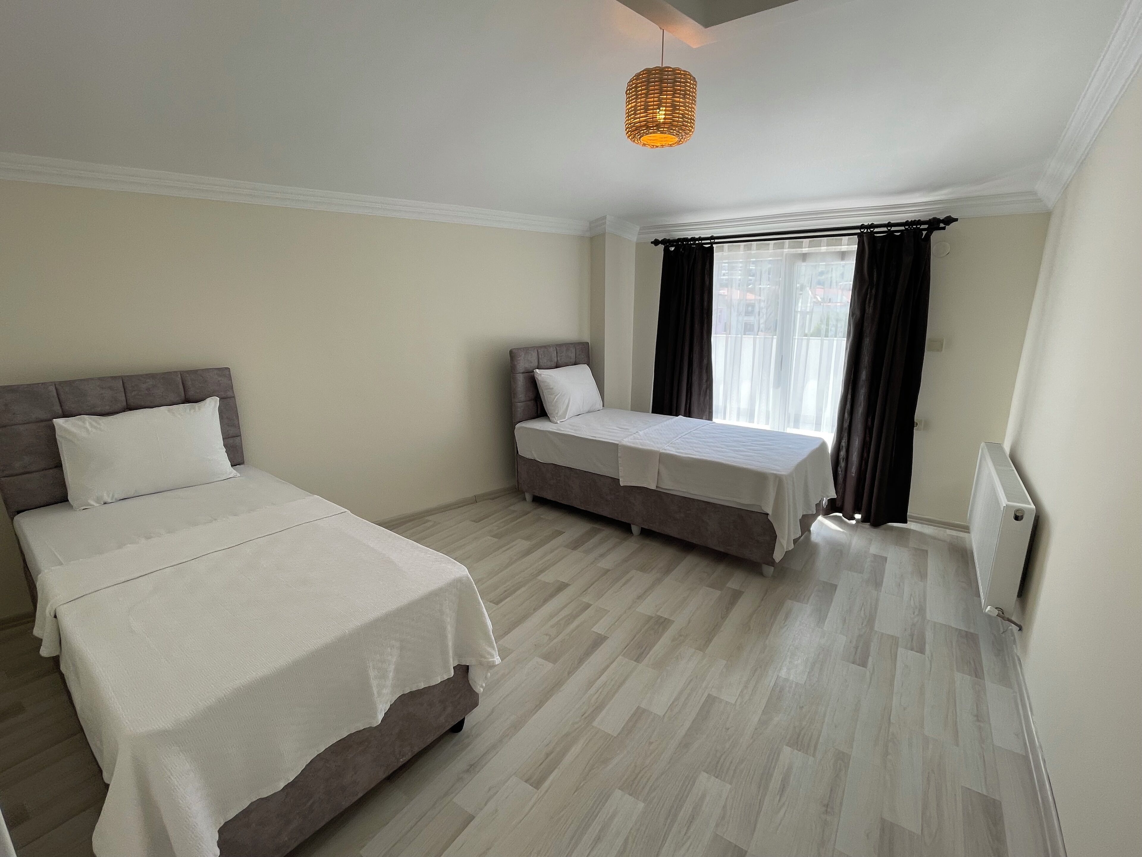 패밀리 듀플렉스, 침실 2개, 시내 전망 | 침대 시트