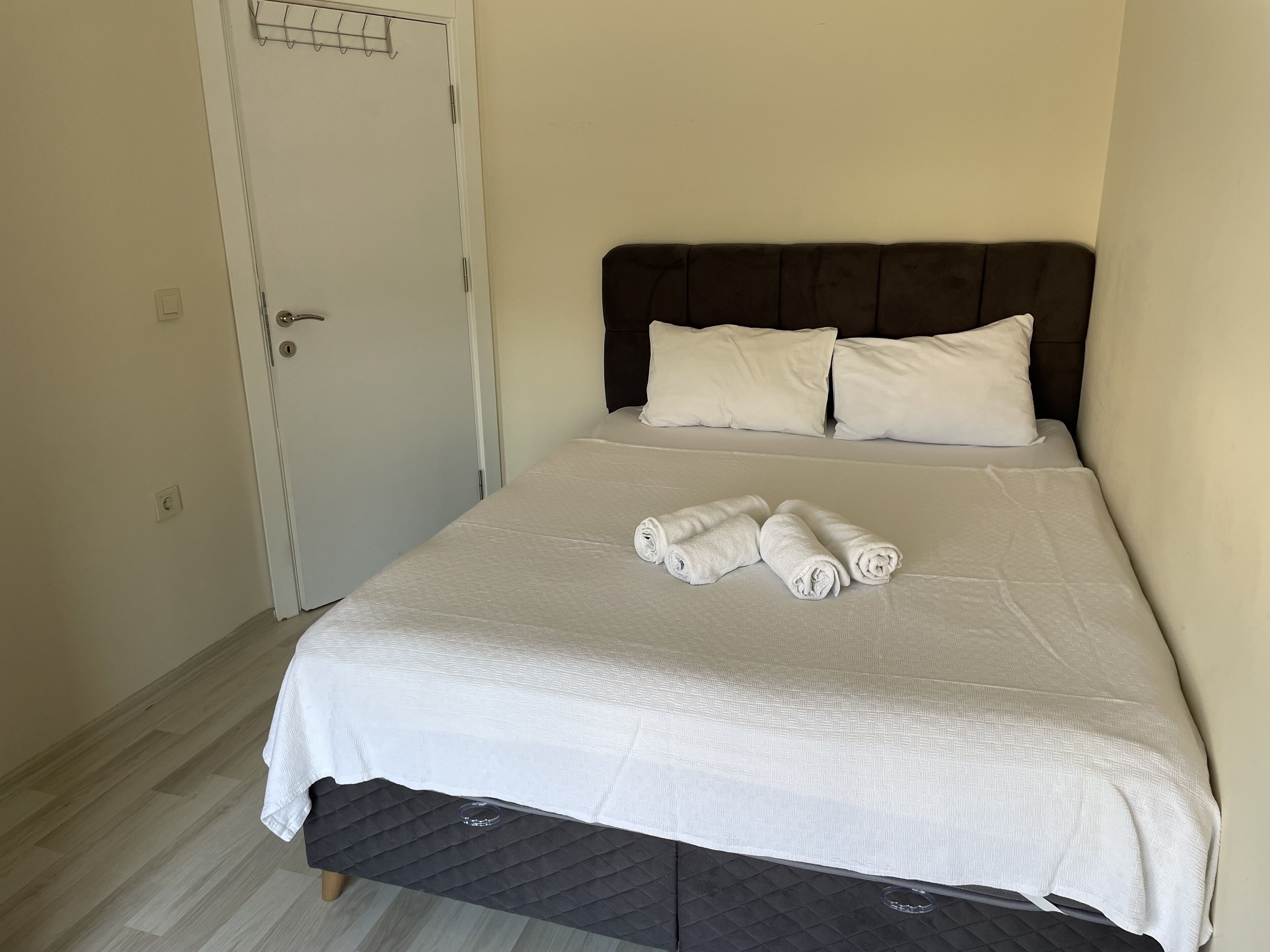 studio | 1 bedroom, bed sheets